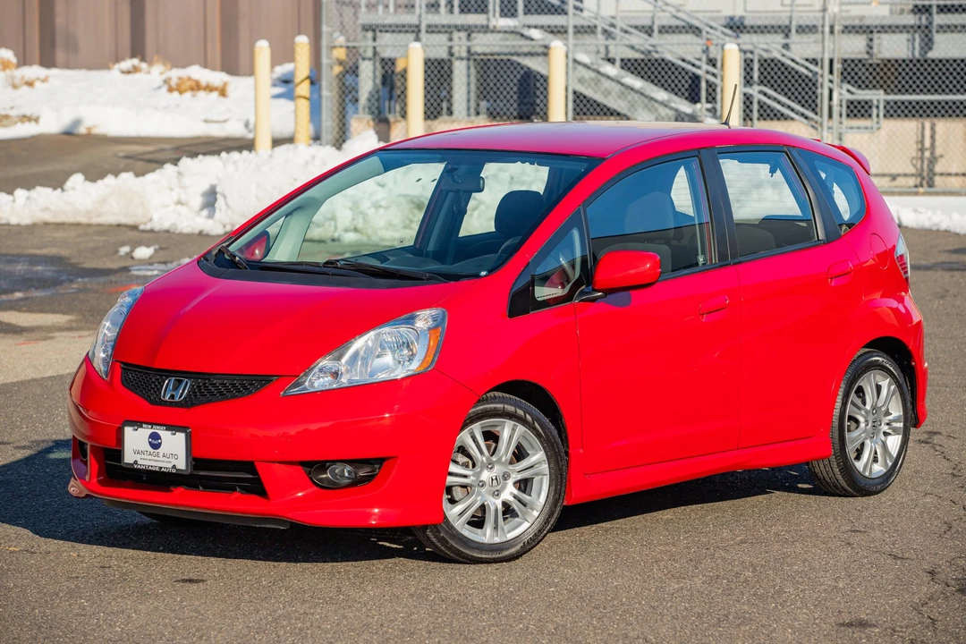 2009 Honda Fit - Image 10 of 31