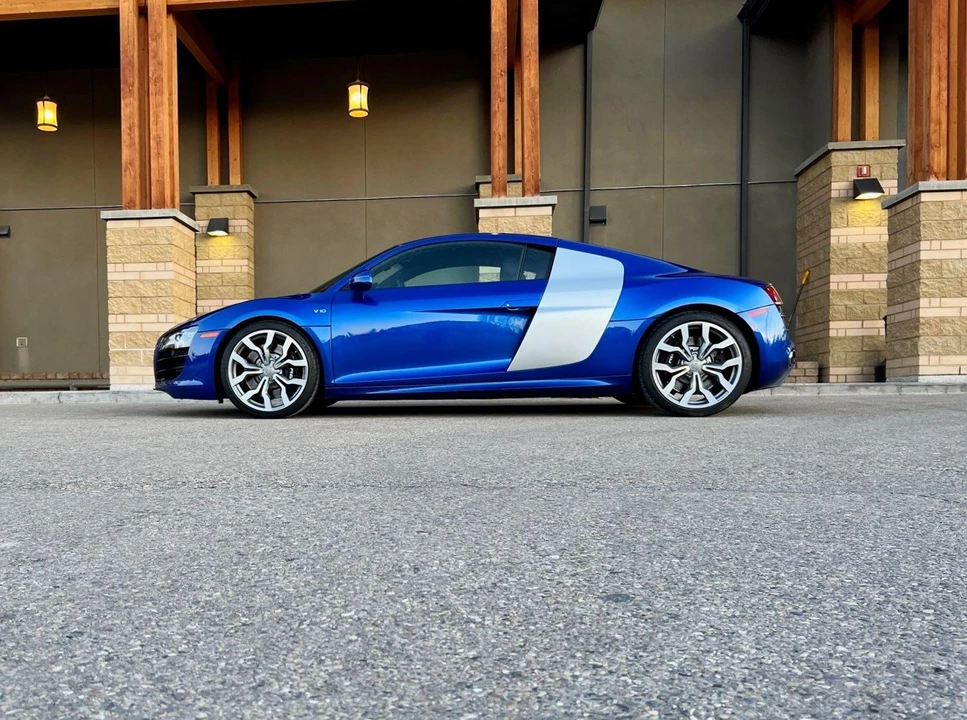 2010 Audi 42 R8 - Image 30 of 31