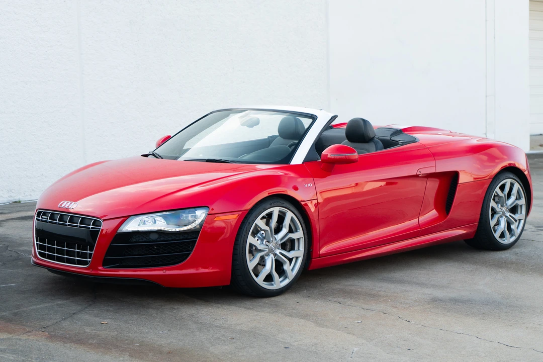 2011 Audi 42 R8 - Image 2 of 31