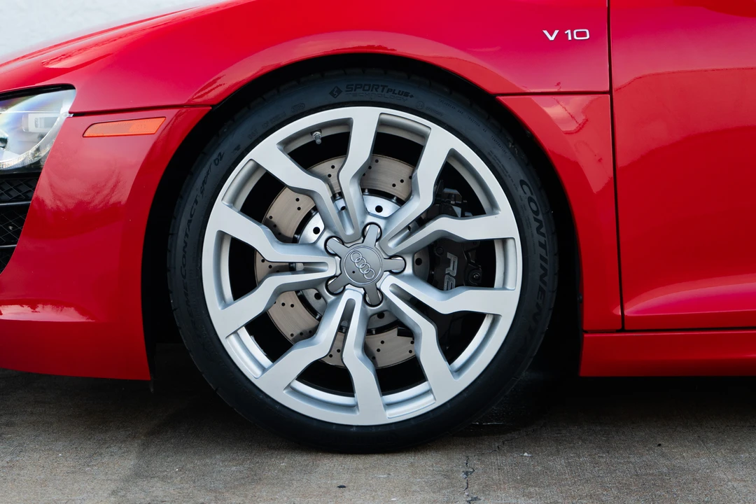 2011 Audi 42 R8 - Image 14 of 31