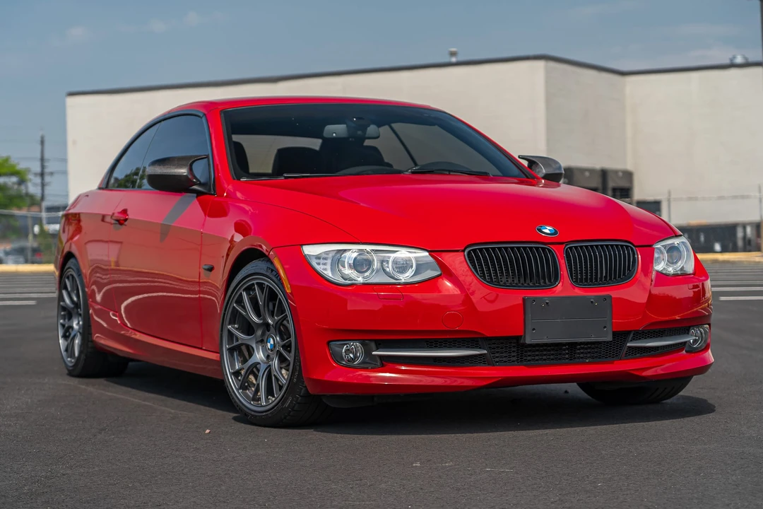 2011 BMW E93 335i Convertible - Image 12 of 31