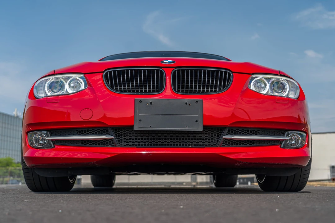 2011 BMW E93 335i Convertible - Image 17 of 31