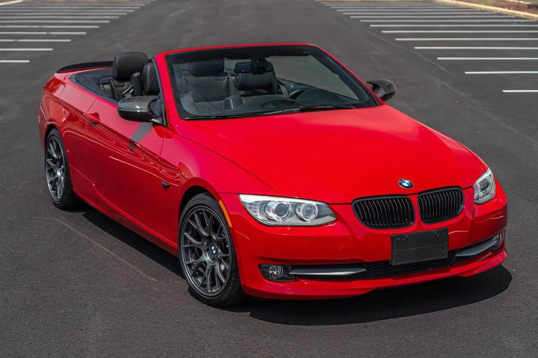 2011 BMW E93 335i Convertible - Image 29 of 31