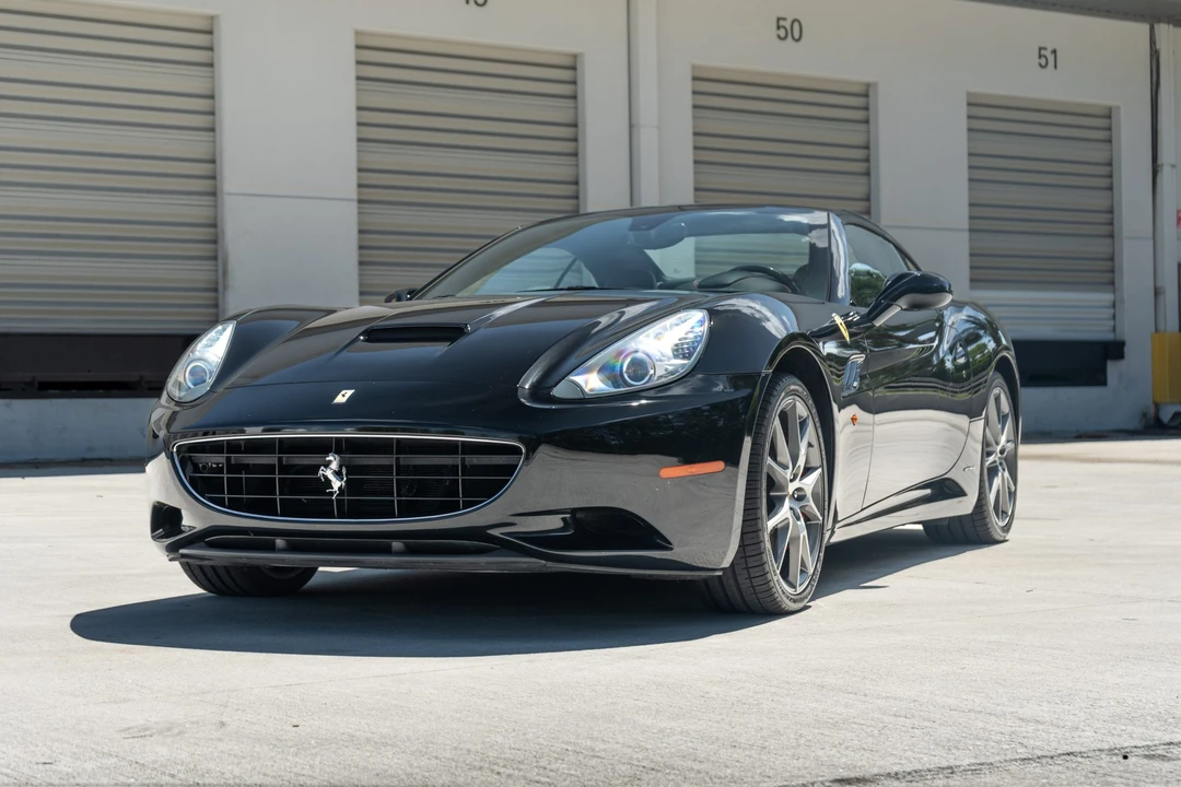 2011 Ferrari California - Image 13 of 31