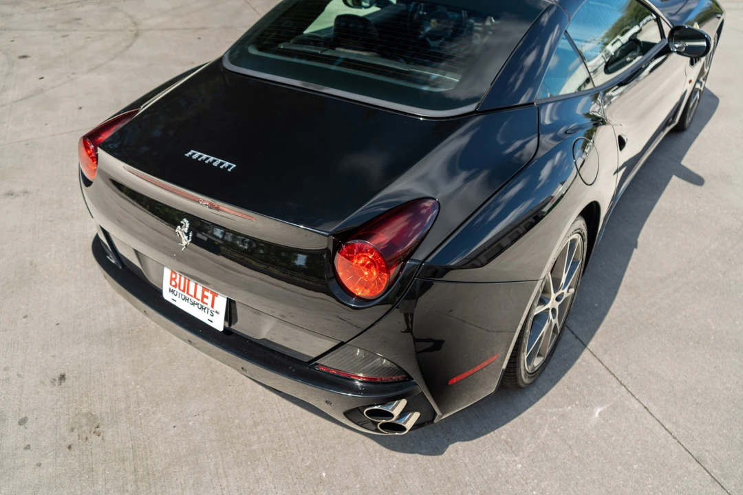 2011 Ferrari California - Image 29 of 31