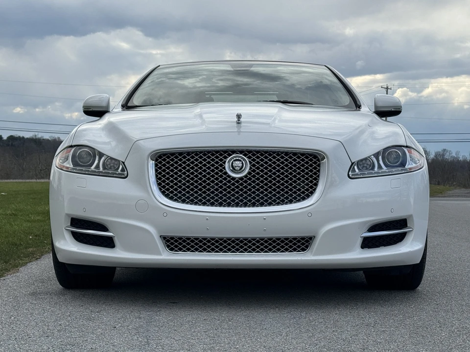 2011 Jaguar X351 XJ - Image 7 of 31