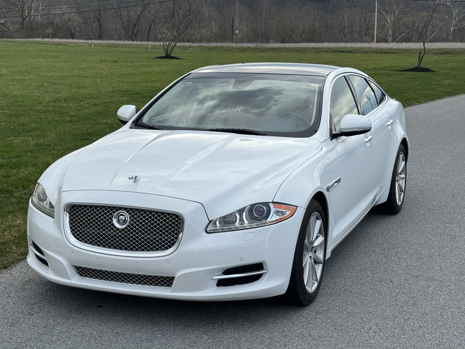 2011 Jaguar X351 XJ - Image 8 of 31