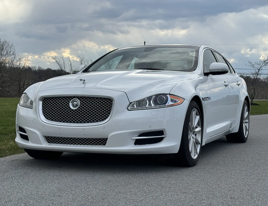 2011 Jaguar X351 XJ - Image 9 of 31