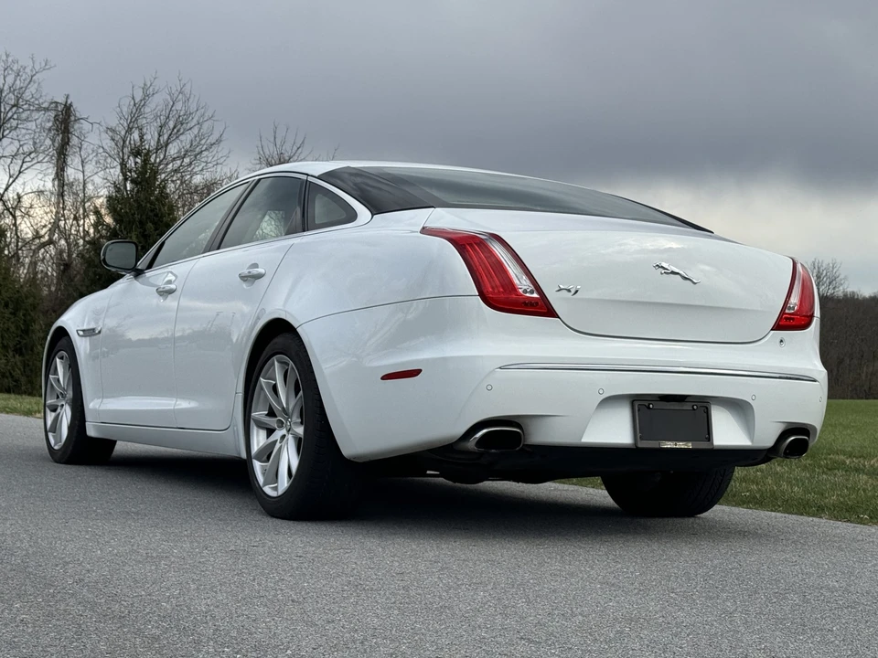 2011 Jaguar X351 XJ - Image 17 of 31
