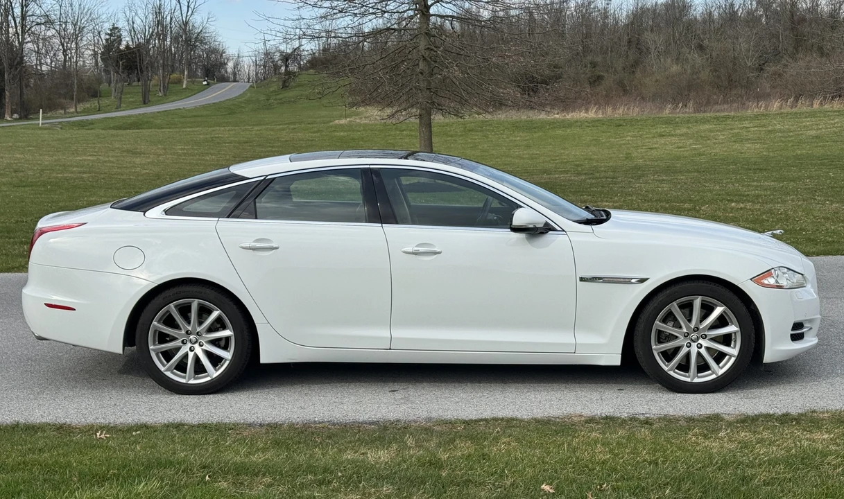 2011 Jaguar X351 XJ - Image 21 of 31