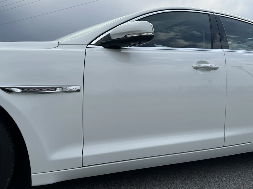 2011 Jaguar X351 XJ - Image 29 of 31