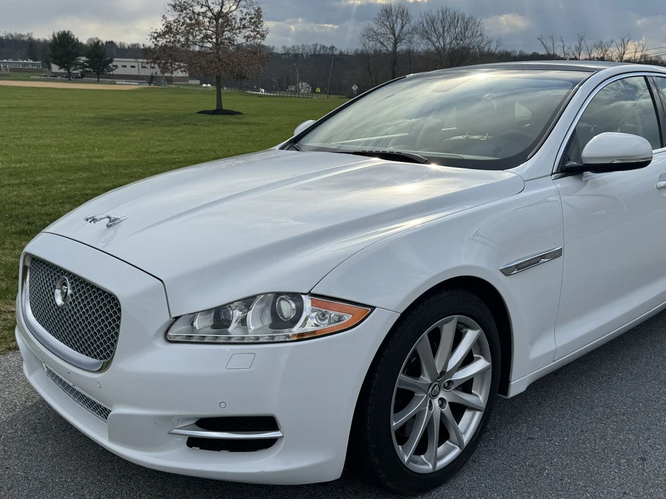 2011 Jaguar X351 XJ - Image 24 of 31