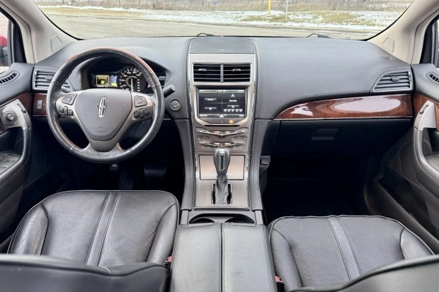 2011 Lincoln MKX - Image 5 of 8