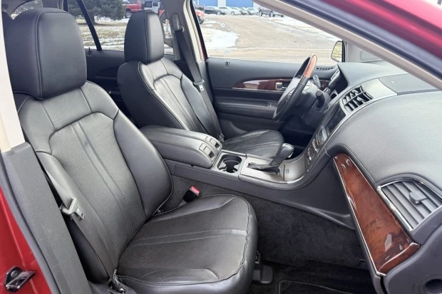 2011 Lincoln MKX - Image 4 of 8