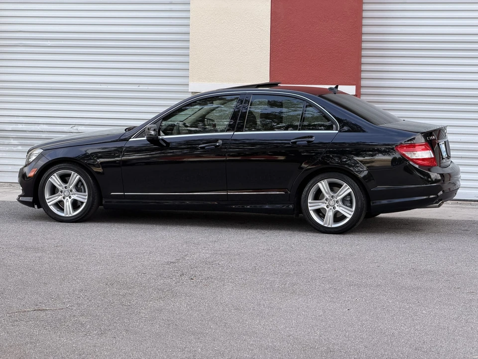 2011 Mercedes-Benz W204 C-Class - Image 28 of 31