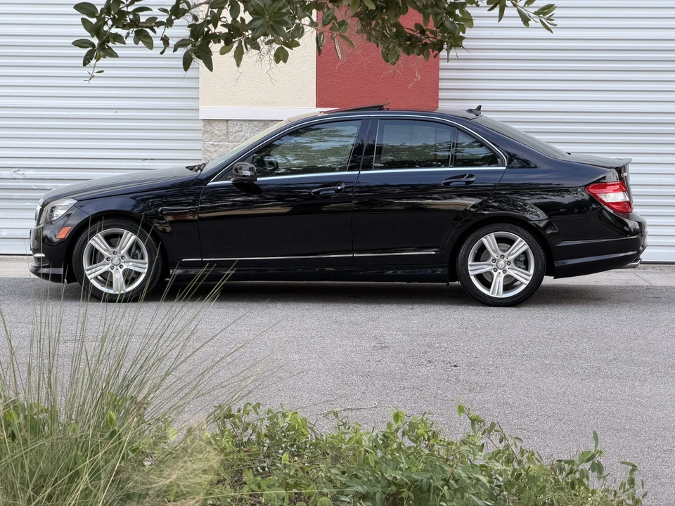 2011 Mercedes-Benz W204 C-Class - Image 30 of 31