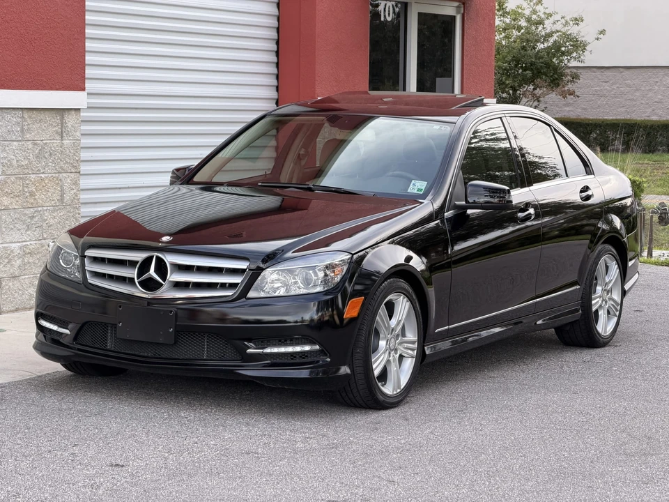 2011 Mercedes-Benz W204 C-Class - Image 6 of 31