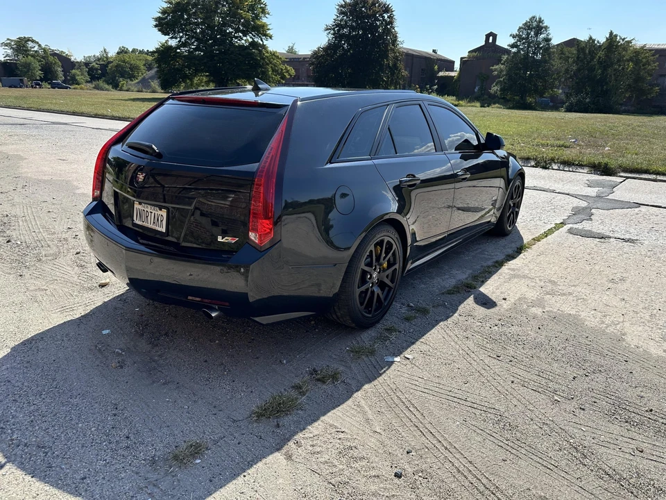 2012 Cadillac CTS-V 2nd Gen - Image 27 of 31