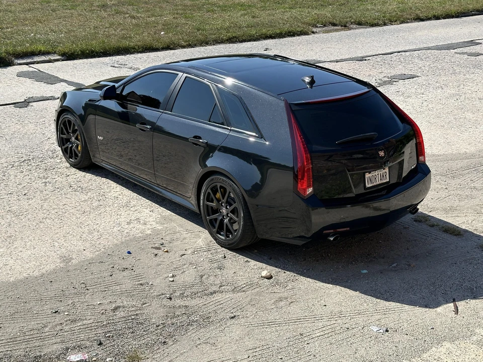 2012 Cadillac CTS-V 2nd Gen - Image 17 of 31