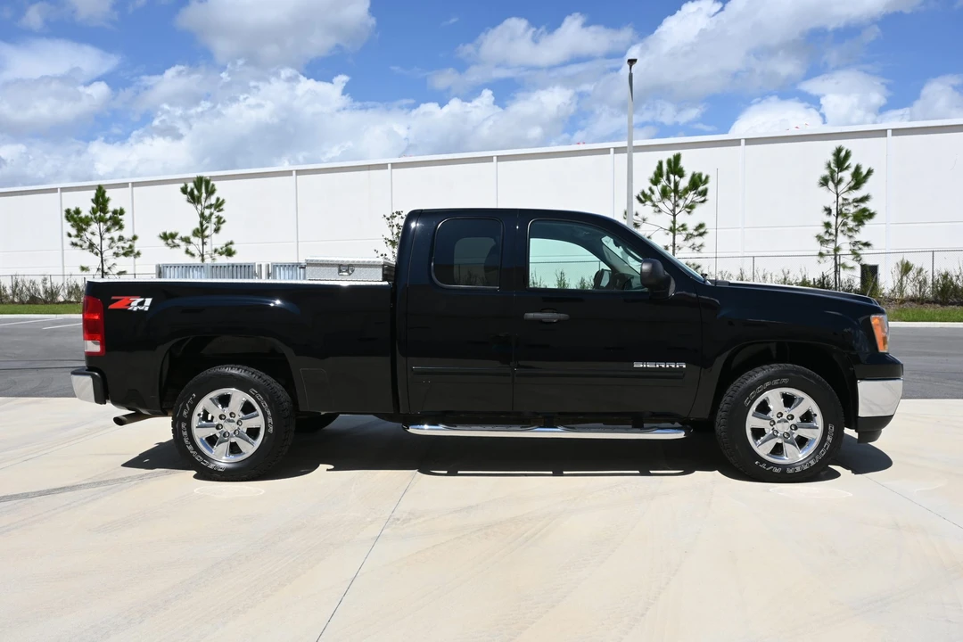 2012 GMC Sierra 3rd Gen - Image 5 of 31
