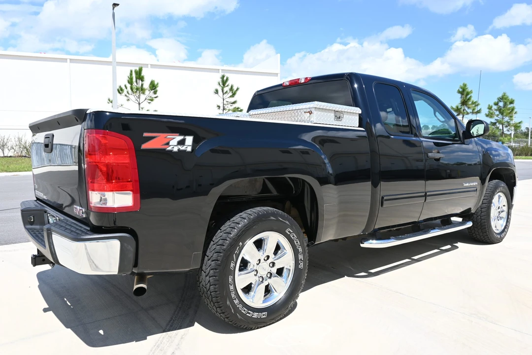 2012 GMC Sierra 3rd Gen - Image 8 of 31