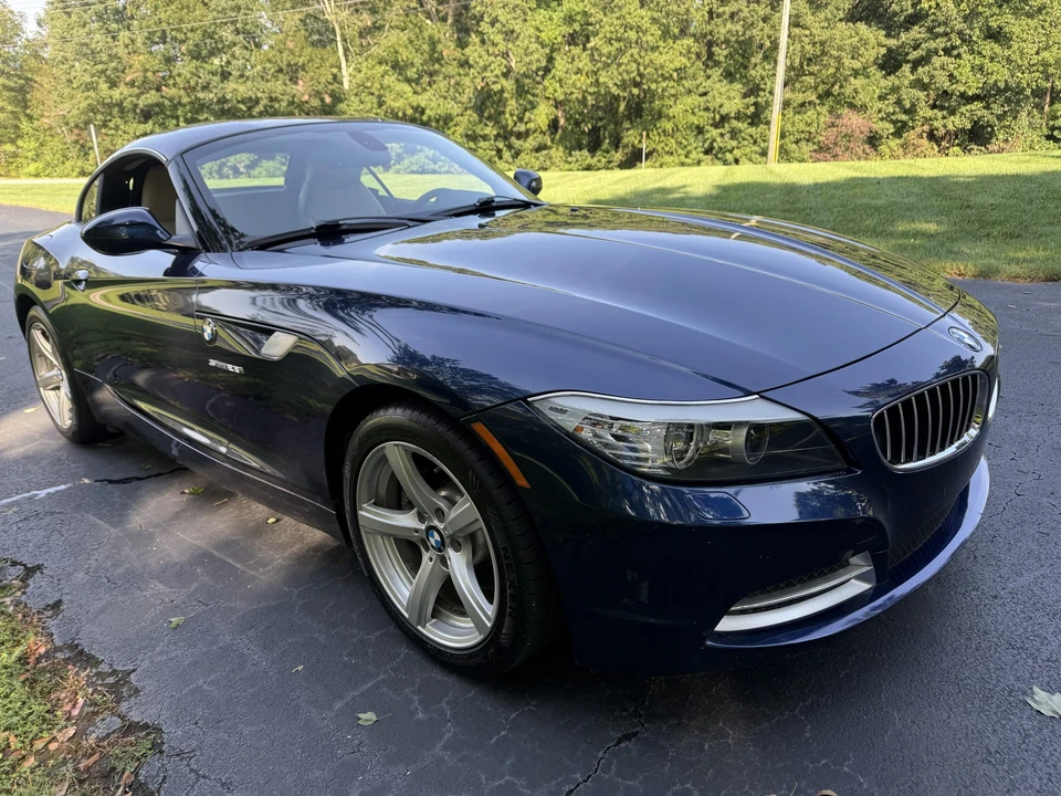 2013 BMW E89 Z4 Roadster - Image 2 of 31