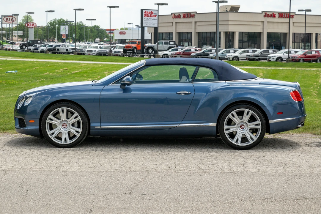 2013 Bentley Continental GTC - Image 16 of 31