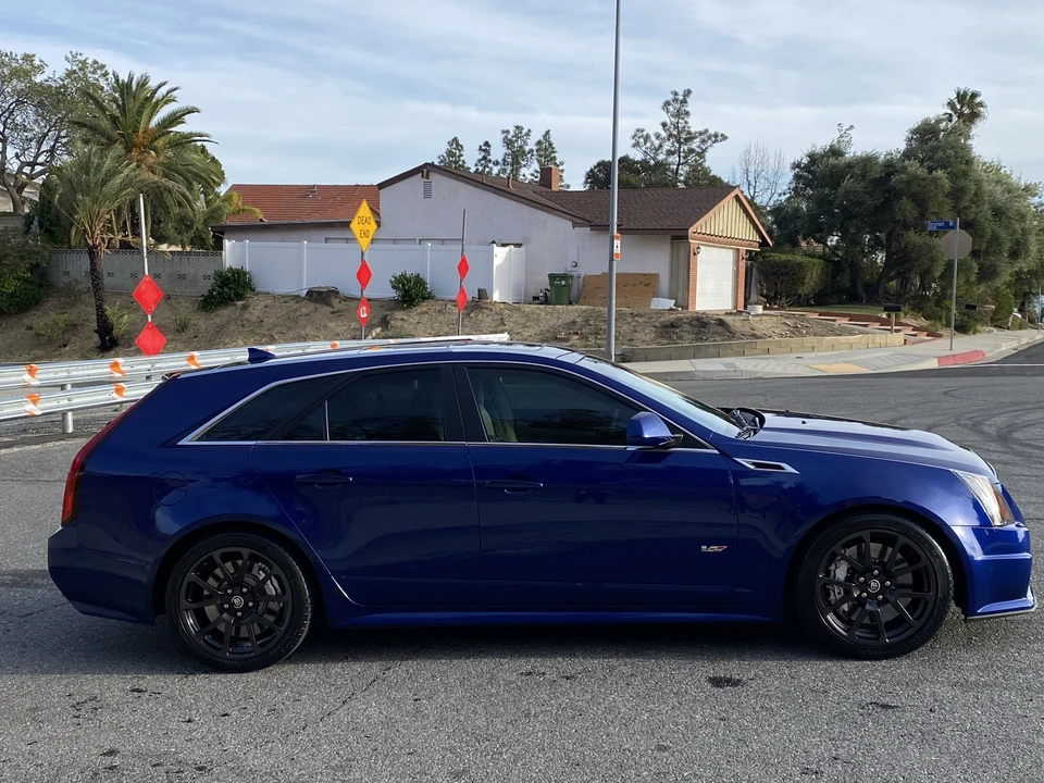 2013 Cadillac CTS-V 2nd Gen - Image 10 of 31