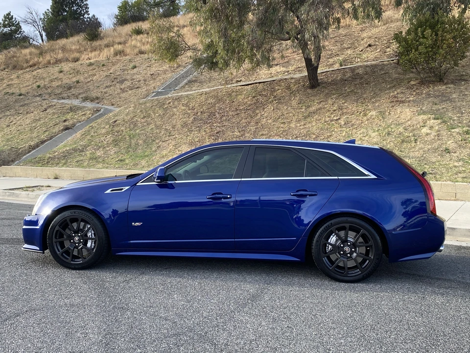 2013 Cadillac CTS-V 2nd Gen - Image 5 of 31