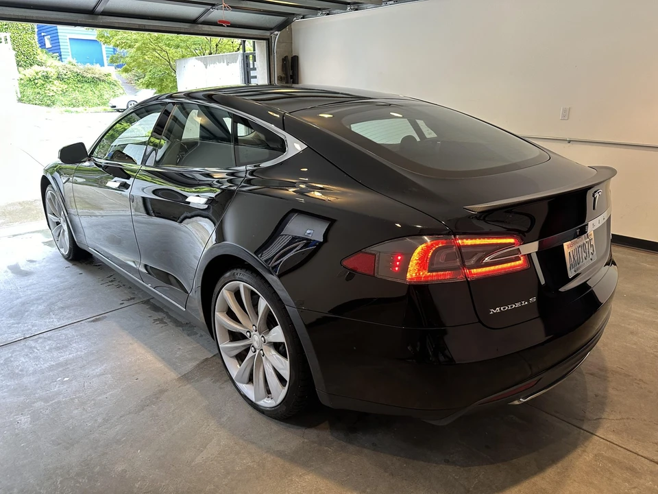 2013 Tesla Model S - Image 30 of 31