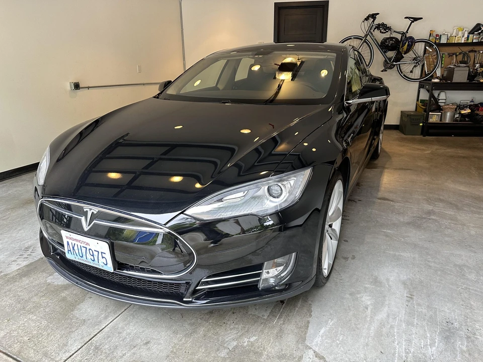2013 Tesla Model S - Image 20 of 31