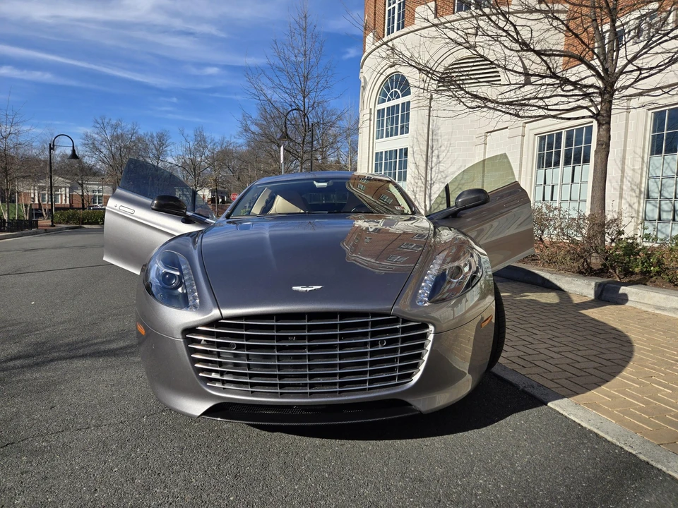 2014 Aston Martin Rapide - Image 31 of 31