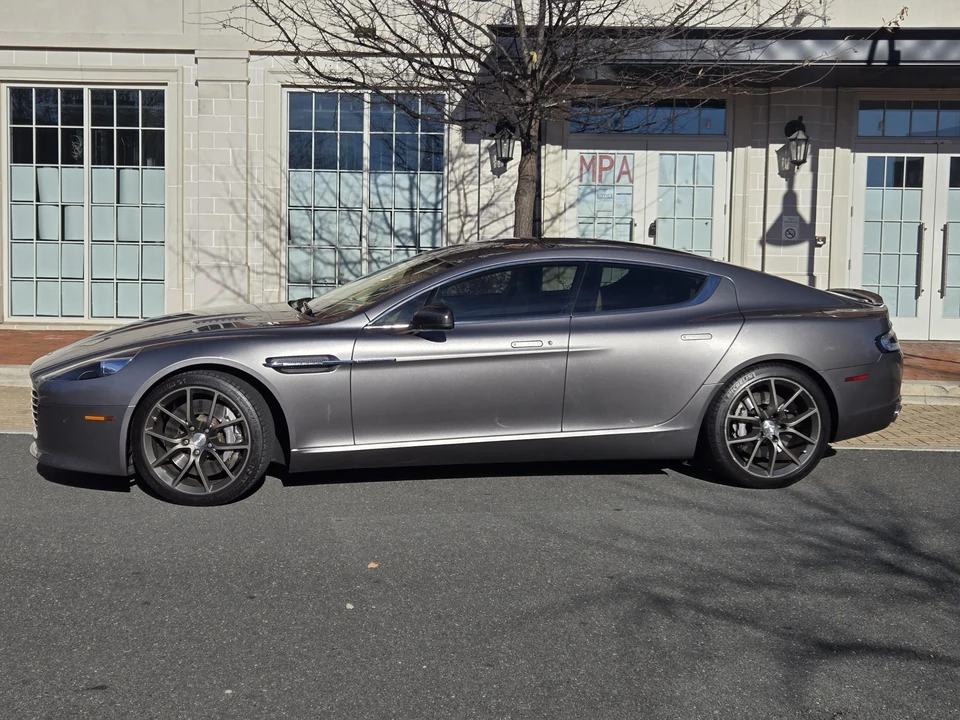 2014 Aston Martin Rapide - Image 22 of 31
