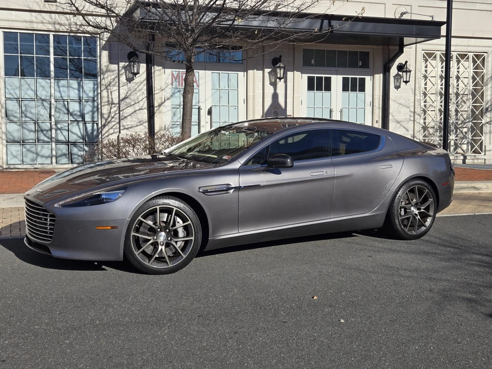 2014 Aston Martin Rapide - Image 21 of 31