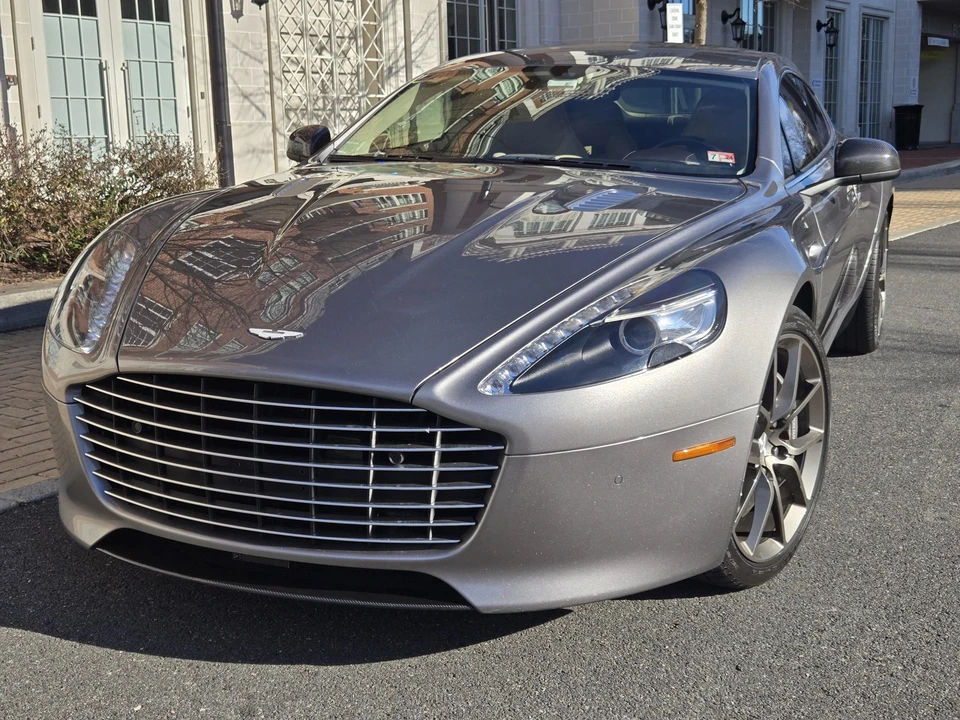 2014 Aston Martin Rapide - Image 17 of 31