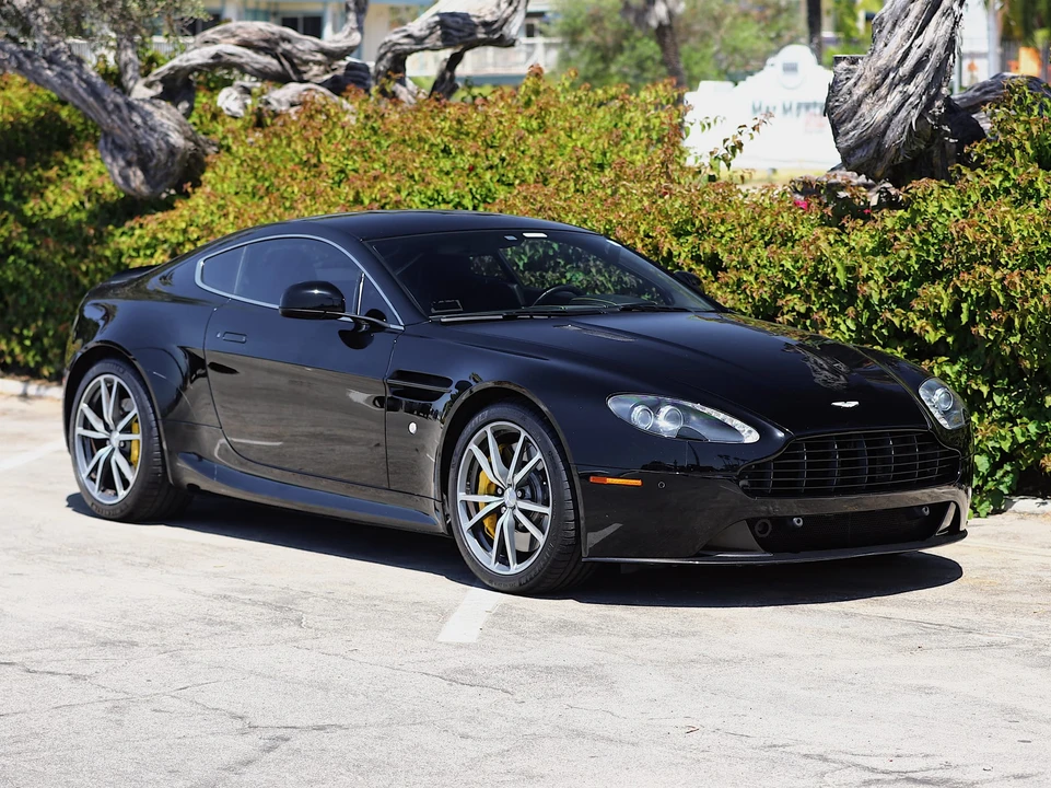 2014 Aston Martin V8 Vantage (2006-2017) - Image 11 of 31