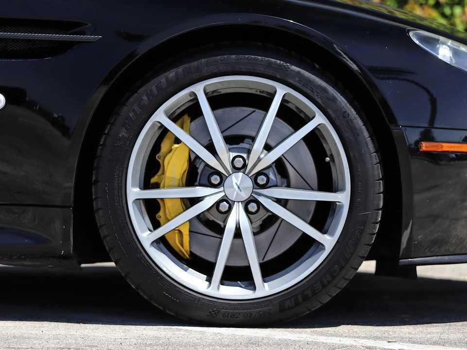 2014 Aston Martin V8 Vantage (2006-2017) - Image 24 of 31