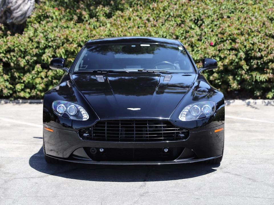 2014 Aston Martin V8 Vantage (2006-2017) - Image 10 of 31