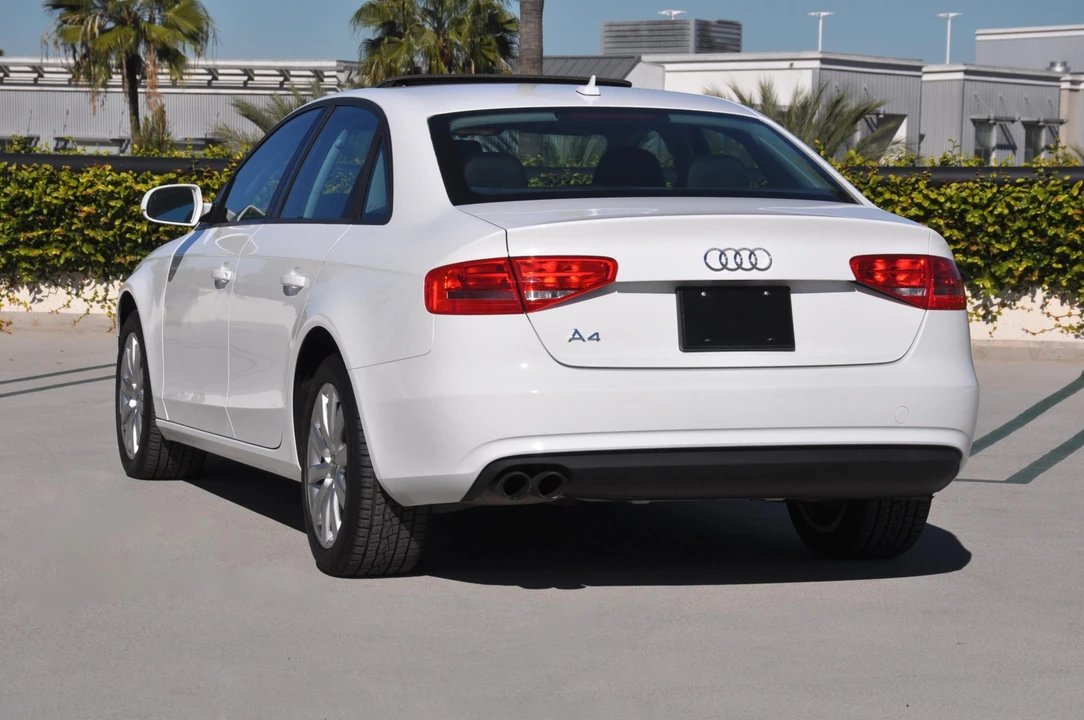 2014 Audi B8 A4 - Image 15 of 31