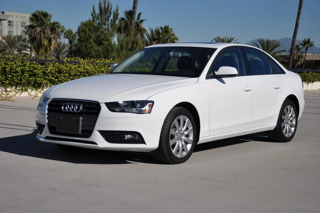 2014 Audi B8 A4 - Image 2 of 31