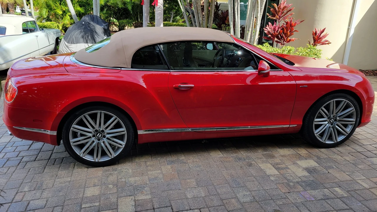 2014 Bentley Continental GTC - Image 25 of 31