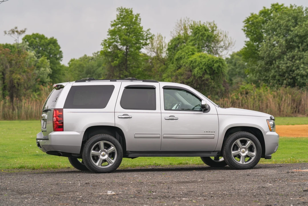 2014 Chevrolet Tahoe 3rd Gen - Image 14 of 31