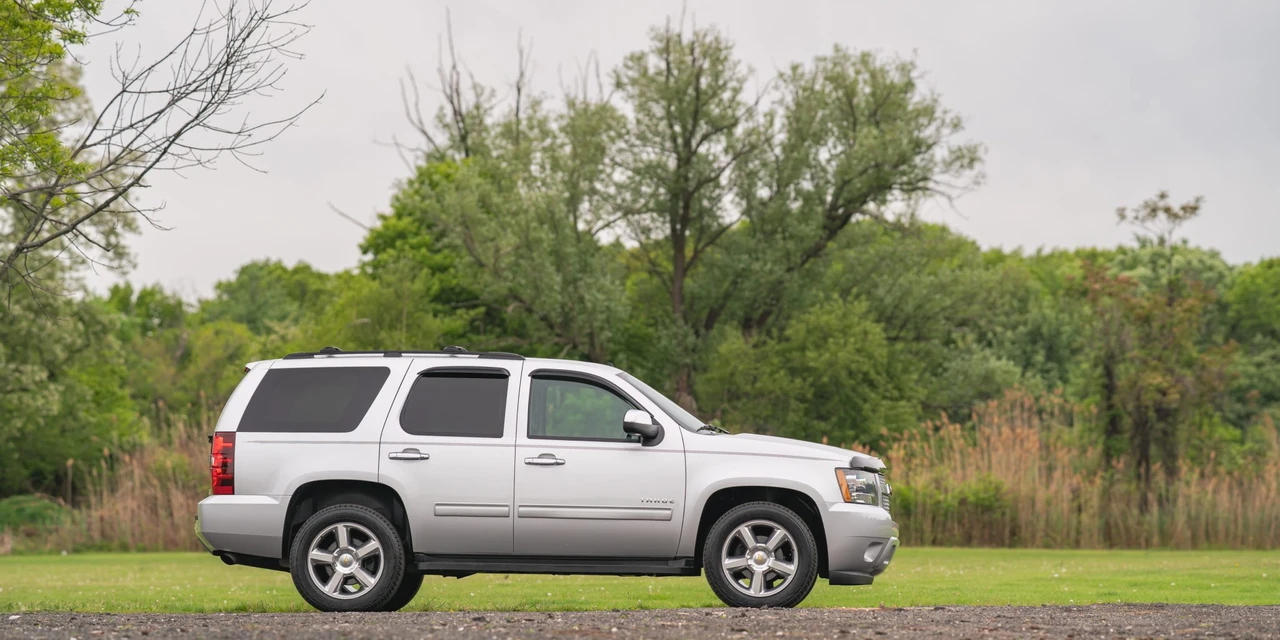 2014 Chevrolet Tahoe 3rd Gen - Image 15 of 31