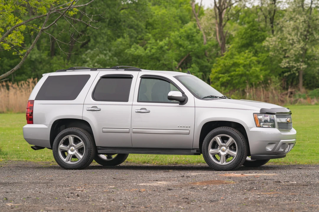 2014 Chevrolet Tahoe 3rd Gen - Image 17 of 31