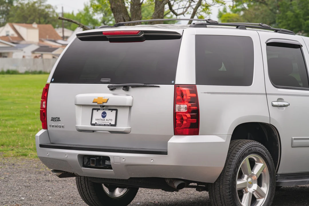 2014 Chevrolet Tahoe 3rd Gen - Image 26 of 31