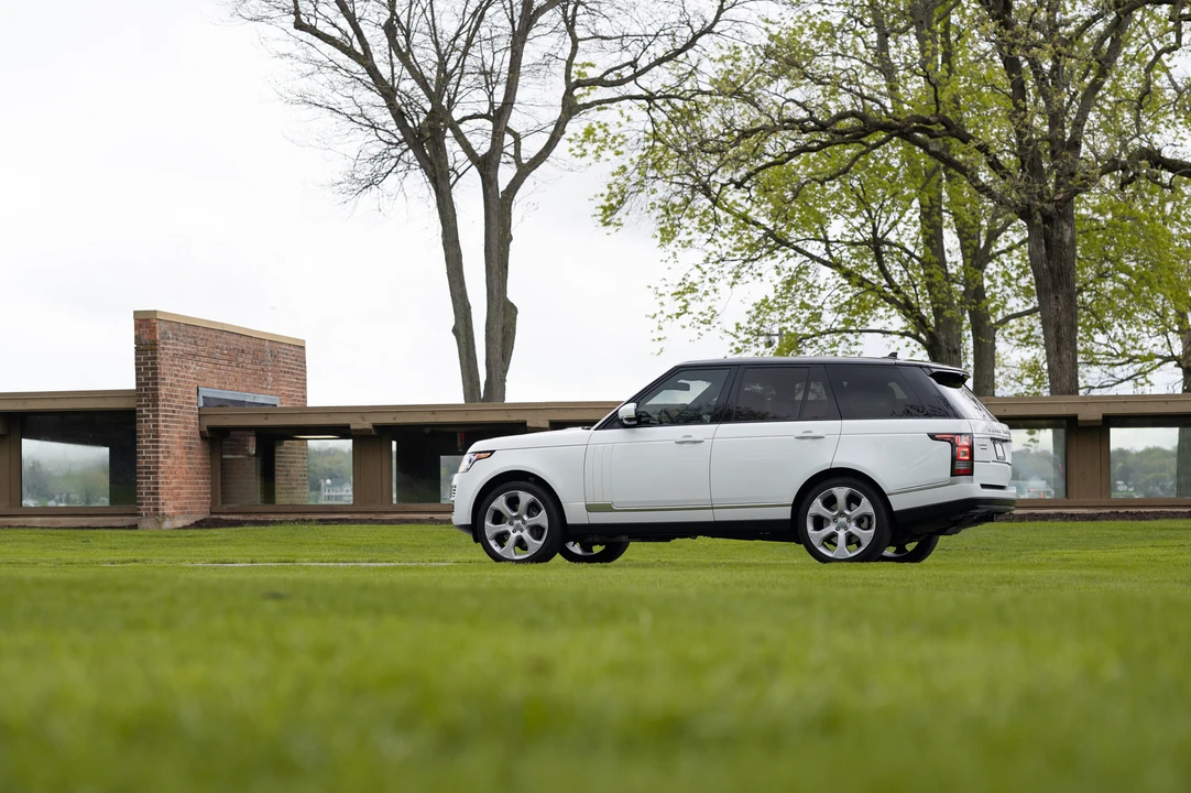 2015 Land Rover Range Rover L405 - Image 10 of 31