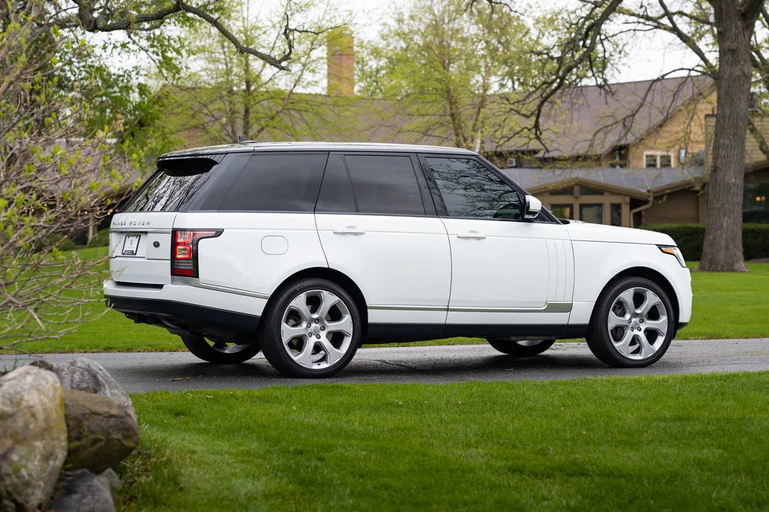 2015 Land Rover Range Rover L405 - Image 22 of 31