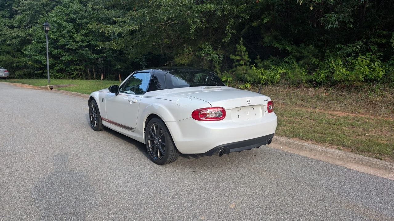 2015 Mazda NC MX-5 Miata - Image 17 of 31