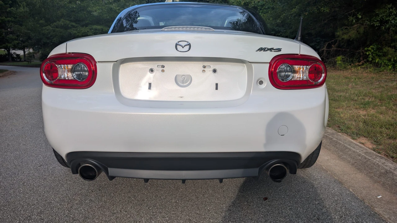 2015 Mazda NC MX-5 Miata - Image 23 of 31