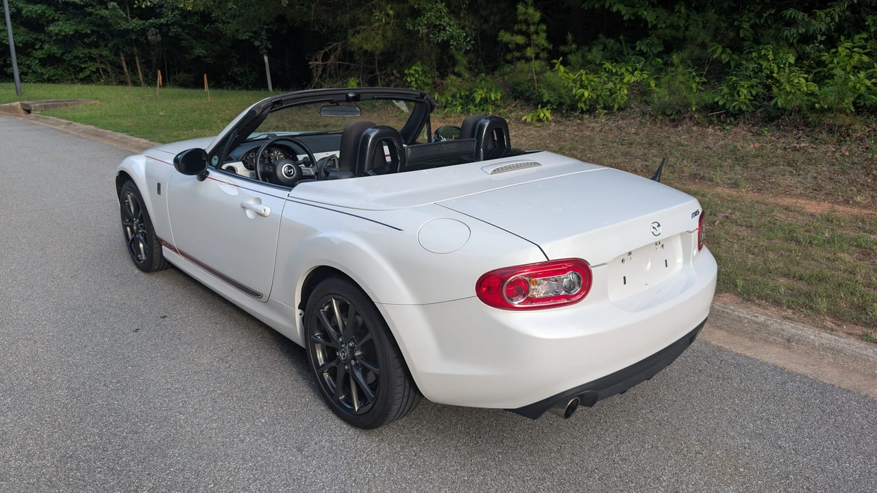 2015 Mazda NC MX-5 Miata - Image 9 of 31